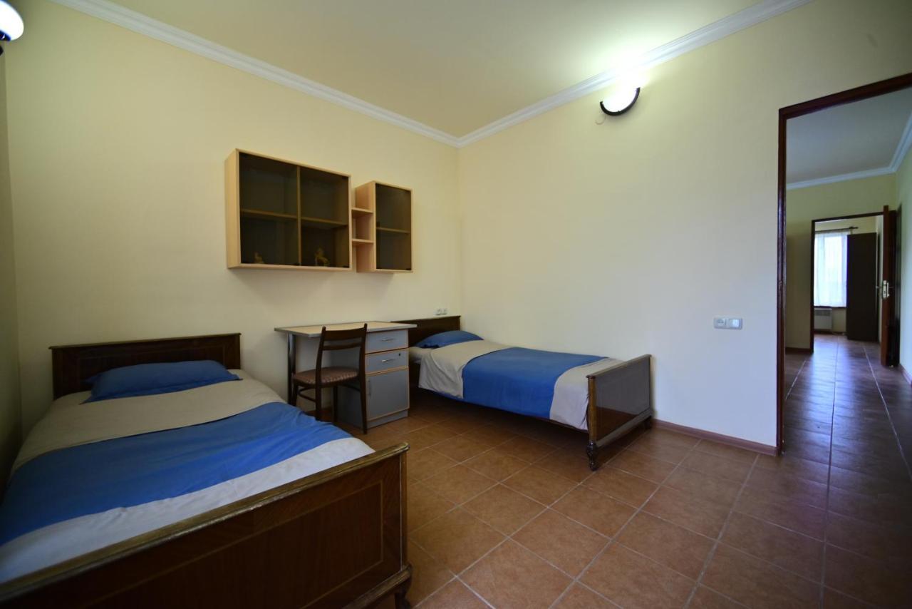 Sevan Tarsus Guesthouse Tsovazard Ngoại thất bức ảnh