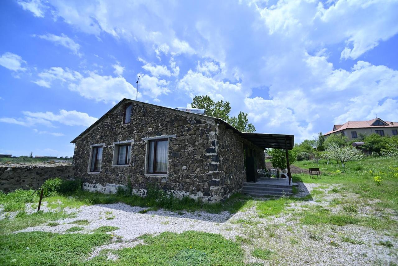 Sevan Tarsus Guesthouse Tsovazard Ngoại thất bức ảnh